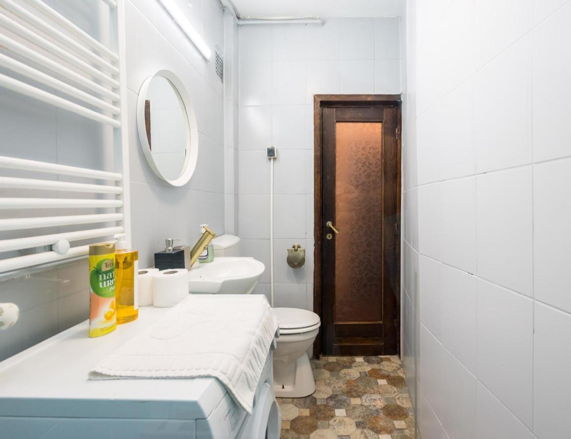 Appartamento Sleek Comfort - A Blend Of Style And Convenience *