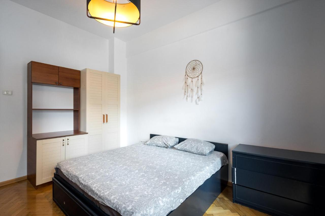 Sleek Comfort - A Blend Of Style And Convenience Appartamento *